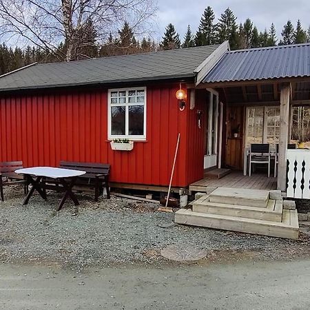 Idyllisk Minihus I Landlige Omgivelser - Med 5 Sengeplasser Og Parkering Asen Luaran gambar