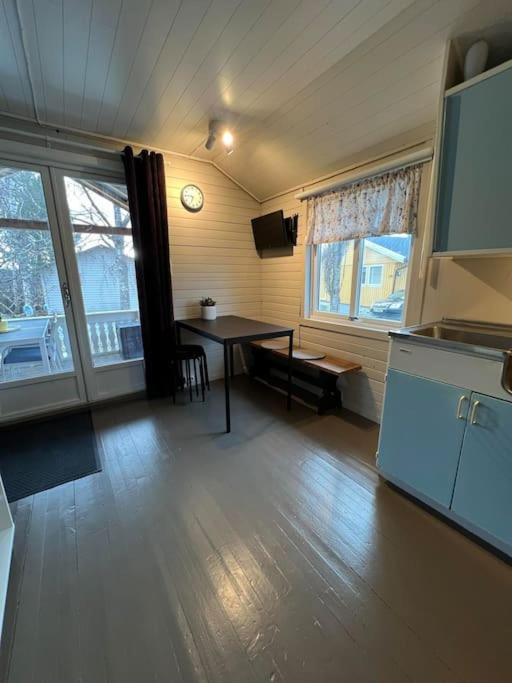 Idyllisk Minihus I Landlige Omgivelser - Med 5 Sengeplasser Og Parkering Asen Luaran gambar
