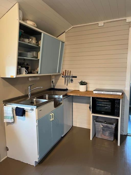 Idyllisk Minihus I Landlige Omgivelser - Med 5 Sengeplasser Og Parkering Asen Luaran gambar