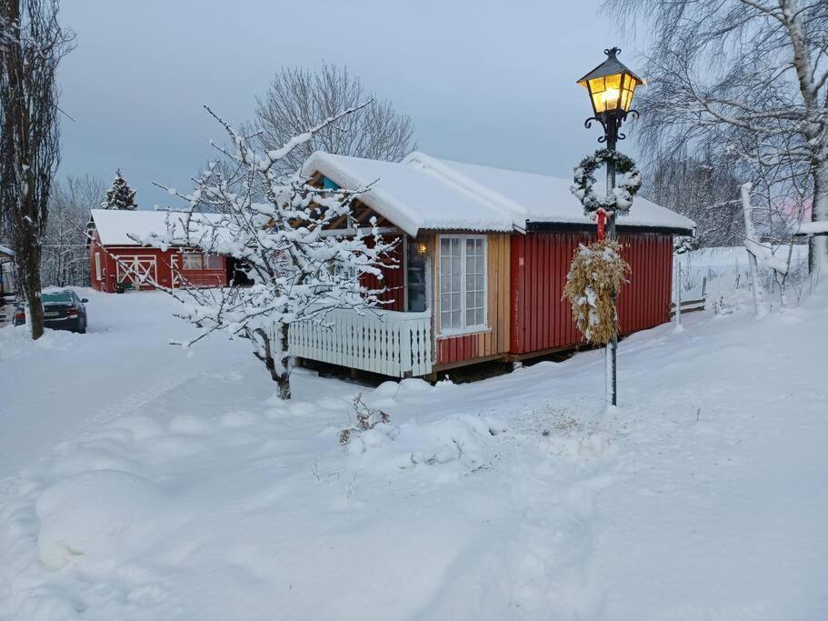 Idyllisk Minihus I Landlige Omgivelser - Med 5 Sengeplasser Og Parkering Asen Luaran gambar