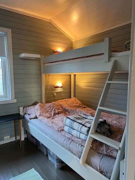 Idyllisk Minihus I Landlige Omgivelser - Med 5 Sengeplasser Og Parkering Asen Luaran gambar